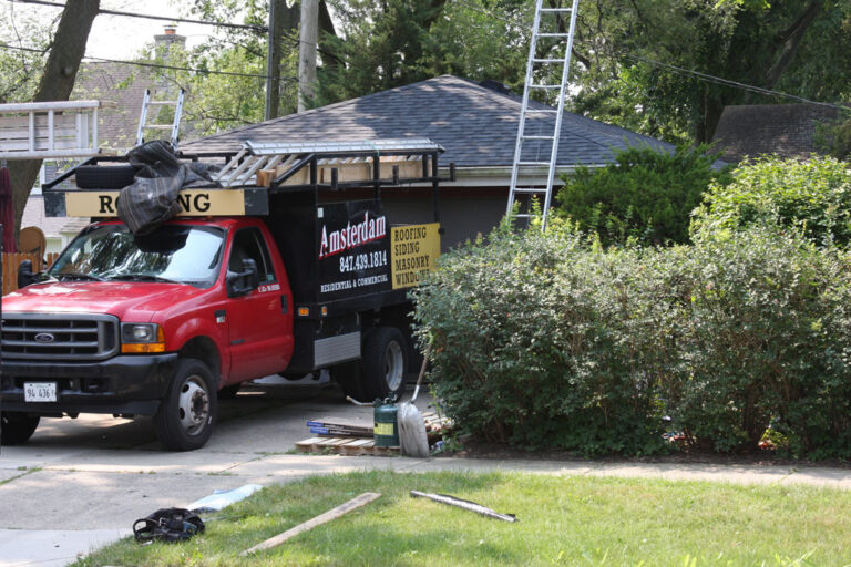 Amsterdam - roofing contractor near me (42)