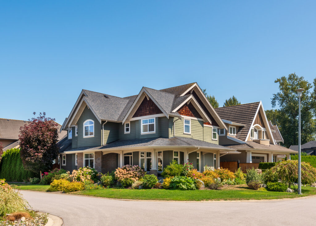 AMSTERDAM ENTERPRISES – Roofing Company Arlington Heights