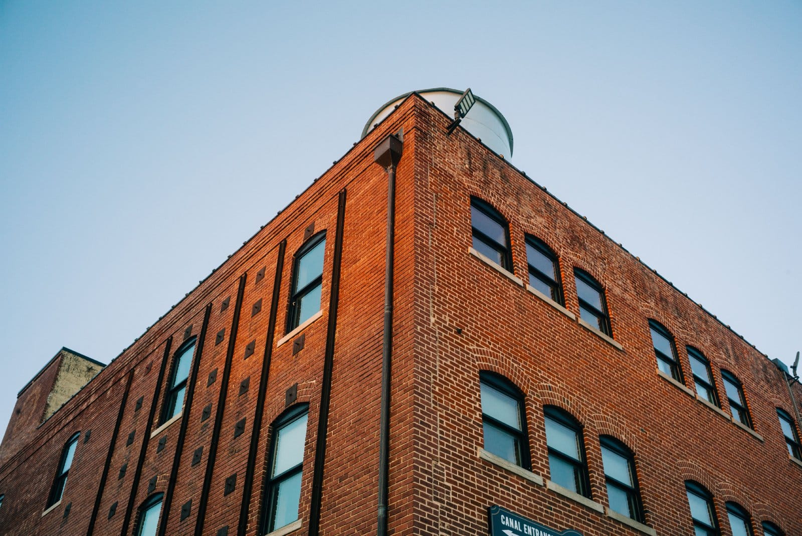 masonry restoration, brick repair